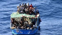 Inmigrantes en el mediterráneo