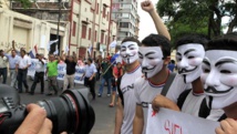 Paraguay prohíbe pancartas alusivas al aborto y homosexuales durante visita papal Paraguay prohíbe pancartas alusivas al aborto y homosexuales durante visita papal