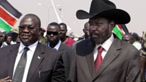 Machar-a la izquierda-y Kiir Machar-a la izquierda-y Kiir