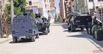 Vehículos militares turcos en Yuksekova