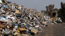 Gobierno libanés aprueba plan para poner fin a "crisis de la basura" Gobierno libanés aprueba plan para poner fin a "crisis de la basura"