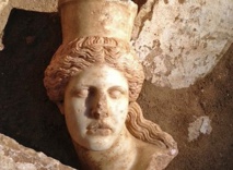 Misteriosa tumba griega habría sido en homenaje a compañero de Alejandro Magno