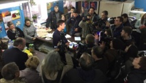 Las elecciones locales en Ucrania, ensombrecidas por anulación de voto en puerto del este