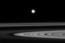Una luna de Saturno Una luna de Saturno