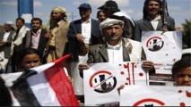 Manifestantes yemeníes protestan contra los bombardeos saudíes Manifestantes yemeníes protestan contra los bombardeos saudíes
