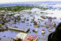 Inundaciones en India provocan 71 muertos, el ejército se despliega en el sur Inundaciones en India provocan 71 muertos, el ejército se despliega en el sur