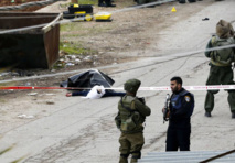 Una palestina intenta apuñalar a israelíes antes de ser asesinada Una palestina intenta apuñalar a israelíes antes de ser asesinada