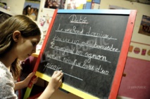 Una reforma para simplificar la ortografía divide a Francia en apasionados debates Una reforma para simplificar la ortografía divide a Francia en apasionados debates