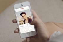 Tinder en un teléfono móvil Tinder en un teléfono móvil