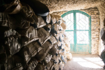 Los sacos con los coranes Los sacos con los coranes