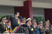 Nicolás Maduro y algunos generales Nicolás Maduro y algunos generales