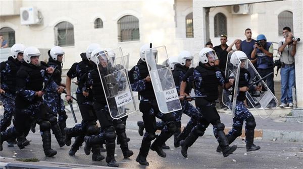 Policías palestinos