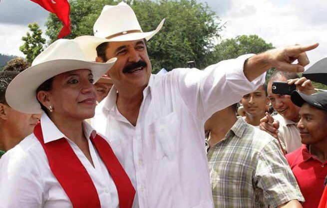 Manuel Zelaya y su esposa Xiomara Castro