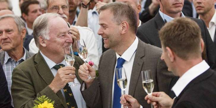 Los líderes de AfD celebran el resultado