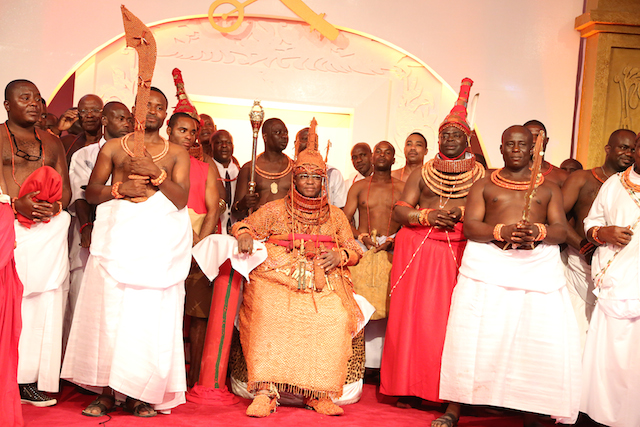 Coronación de Oba Ewuare II