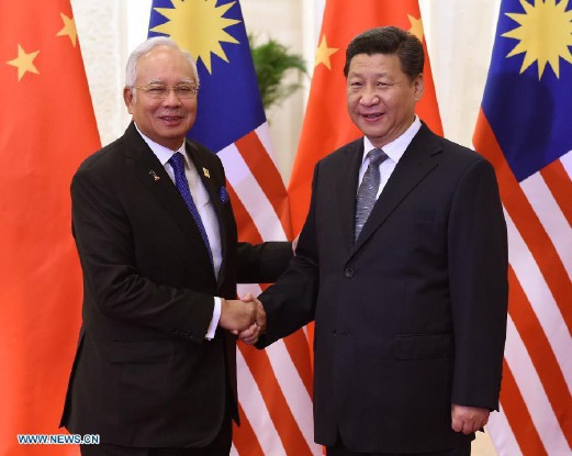 Najib Razak-izquierda-y Xi Jinping