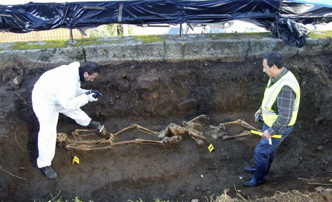 Una fosa con víctimas del franquismo