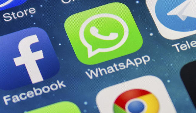 UE acusa a Facebook de haber dado "información engañosa" sobre compra de WhatsApp