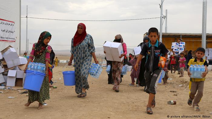 Refugiadas en un campamento cerca de Mosul