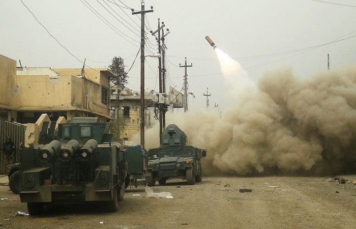 Fuerzas iraquíes avanzan en el casco antiguo de Mosul