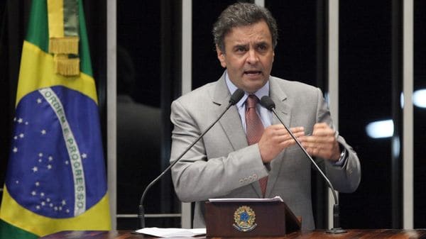 El excandidato presidencial y líder del PSDB Aecio Neves