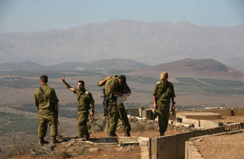 Soldados israelíes en el Golán ocupado