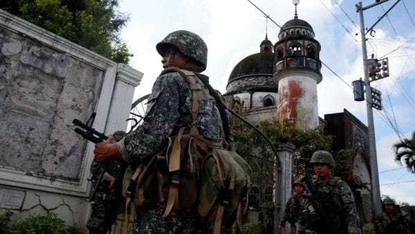 Soldados filipinos en Marawi