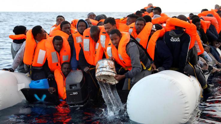 Inmigrantes africanos en el mediterráneo