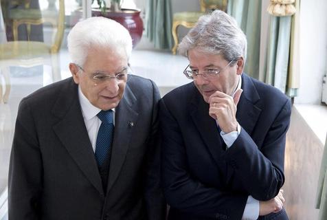 Mattarella-a la izquierda-y Gentiloni