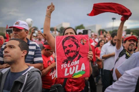 Manifestantes partidarios de Lula