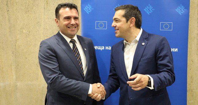 Zaev-a la izquierda-y Tsipras
