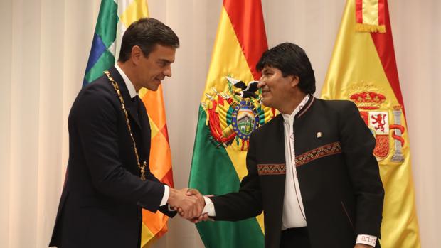 Pedro Sánchez-izquierda-y Morales