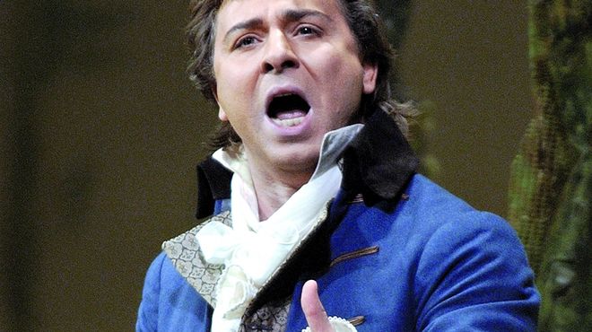 Roberto Alagna vive una "nueva juventud" a los 50 años y confiesa que la ópera le salvó la vida