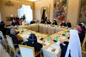 El papa, reunido con los patriarcas El papa, reunido con los patriarcas