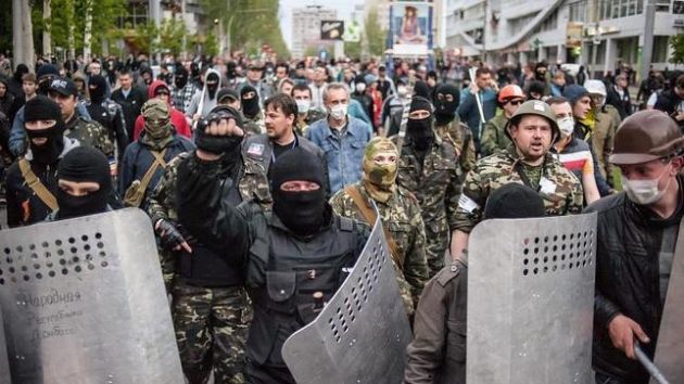 Manifestantes prorrusos en Ucrania