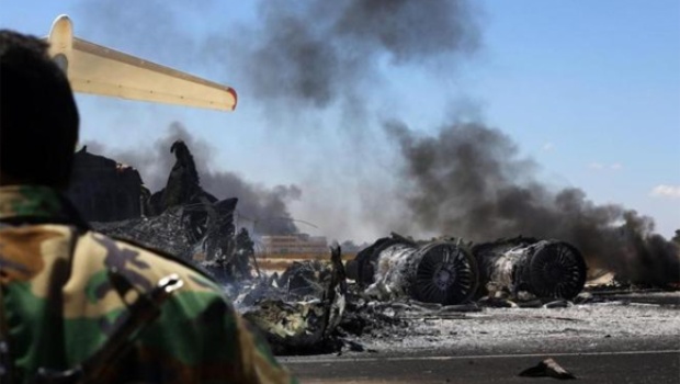 Combates en el aeropuerto de Trípoli: acuerdo de alto al fuego entre milicias Combates en el aeropuerto de Trípoli: acuerdo de alto al fuego entre milicias