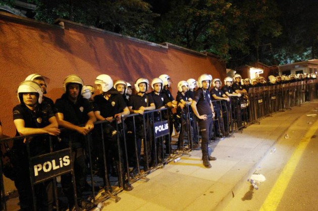 Policías turcos