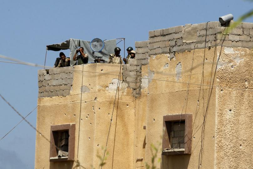 El ejército egipcio mata a 14 yihadistas en el Sinaí El ejército egipcio mata a 14 yihadistas en el Sinaí