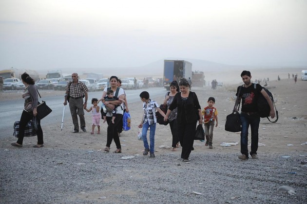 El avance yihadista empuja al éxodo a los cristianos del norte de Irak El avance yihadista empuja al éxodo a los cristianos del norte de Irak