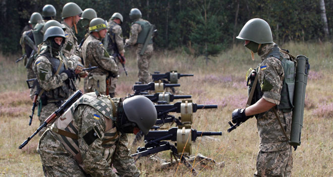 Ucrania repele ataque separatista en el este y lanza nuevas acusaciones a Rusia Ucrania repele ataque separatista en el este y lanza nuevas acusaciones a Rusia