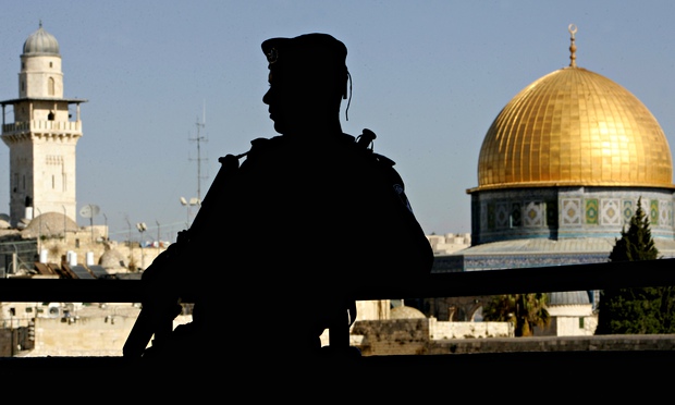 Un soldado israelí en Jerusalén