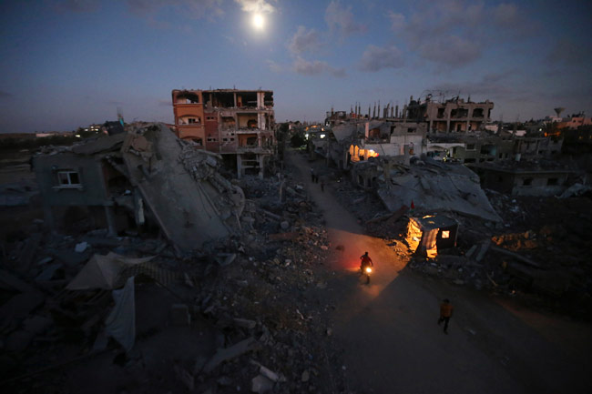 Diez explosiones contra bienes de Fatah en Gaza Diez explosiones contra bienes de Fatah en Gaza