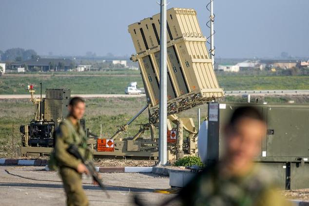 Soldados israelíes en el Golán sirio