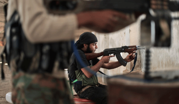 Ejército sirio y Hezbolá avanzan en el sur de Siria frente a rebeldes