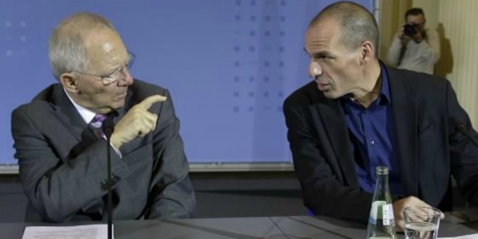 Schauble-a la izquierda-y Varoufakis