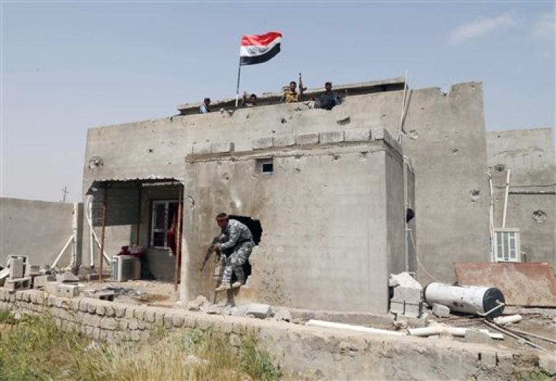Las fuerzas iraquíes retoman la sede del gobierno en Tikrit