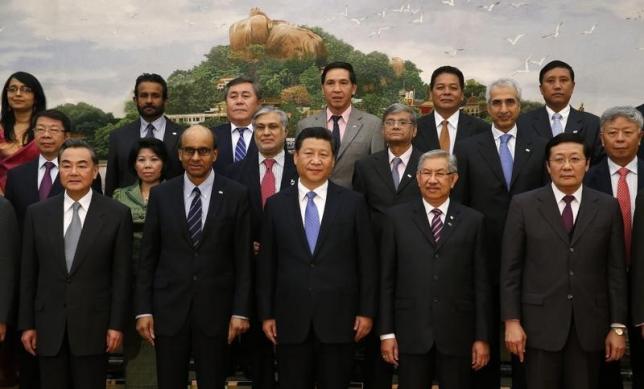 El presidente chino Xi, en el centro. El presidente chino Xi, en el centro.