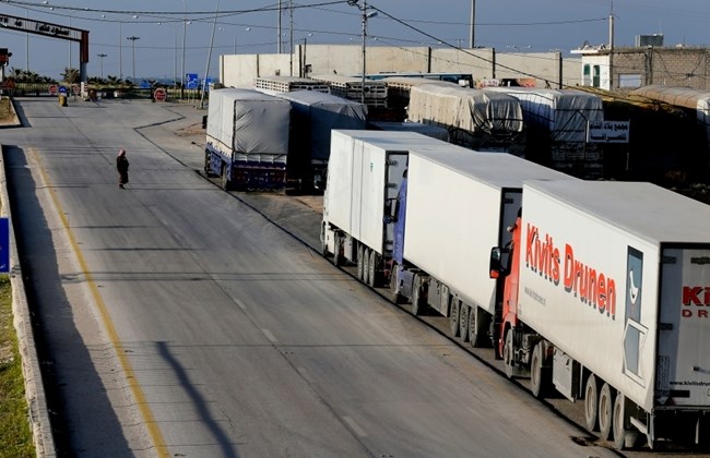 Camiones en la frontera entre Siria y Jordania