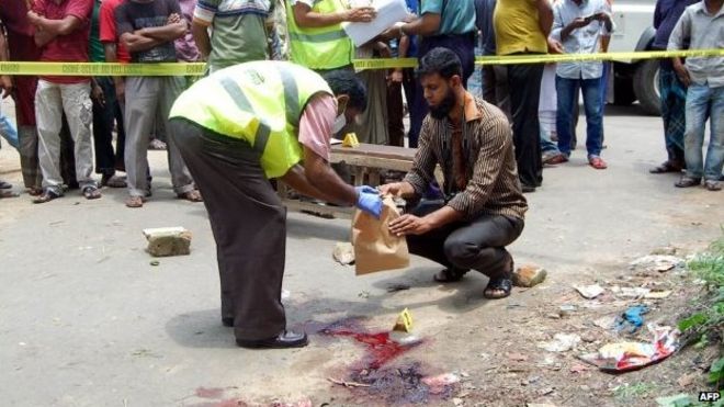 Asesinan a un bloguero en Bangladesh, el tercero en tres meses Asesinan a un bloguero en Bangladesh, el tercero en tres meses