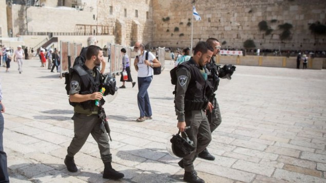 Policías israelíes en Jerusalén